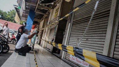 Penerapan Protokol Kesehatan di Pasar Pesanggrahan