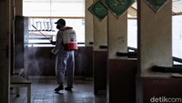 Saat ini proses pendidikan di DKI Jakarta belum berlangsung karena masih libur kenaikan kelas dan adanya pandemi COVID-19.