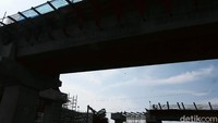 Proyek ini diperkirakan rampung sesuai target pada September 2020 mendatang.