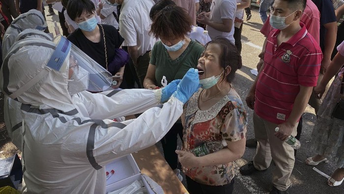 Otoritas kota Beijing, China kini mampu melakukan pemeriksaan virus Corona (COVID-19) terhadap nyaris 1 juta orang setiap harinya.