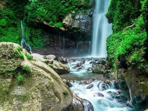 Eksotisme Air Terjun Kedung Kayang di Kaki Merapi