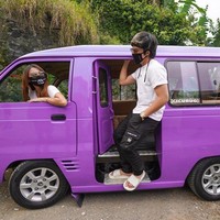 Banyak banget orang yang email ke aku. Banyak banget yang mau sponsorin. Banyak banget. Padahal kita nggak ngapa-ngapain loh, itu mereka yang menawarkan, kata Aurel Hermansyah. Foto: dok. Instagram @attahalilintar