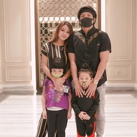 Atta Halilintar juga mengaku bahwa tawaran sponsor yang didapatnya tidak hanya dari Indonesia saja, melainkan juga dari Malaysia. Hal itu kemudian membuatnya berpikir untuk mengadakan acara pernikahan tidak hanya di Indonesia, tetapi juga di Malaysia. Foto: dok. Instagram @attahalilintar