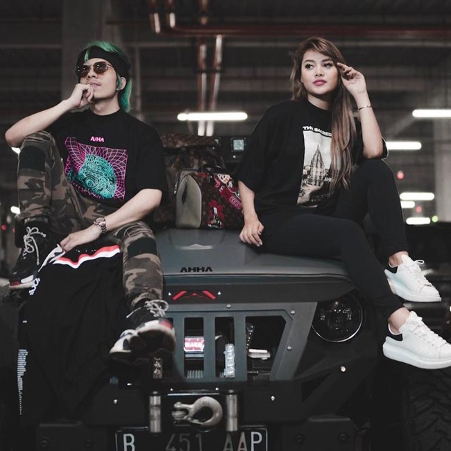 Keduanya lantas meminta doa dari para netizen agar dapat mewujudkan impian resepsi pernikahannya tersebut. Bagaimana menurutmu? Foto: dok. Instagram @attahalilintar