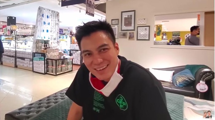 Baim Wong baim wong belikan perabotan rumah tangga untuk sopirnya