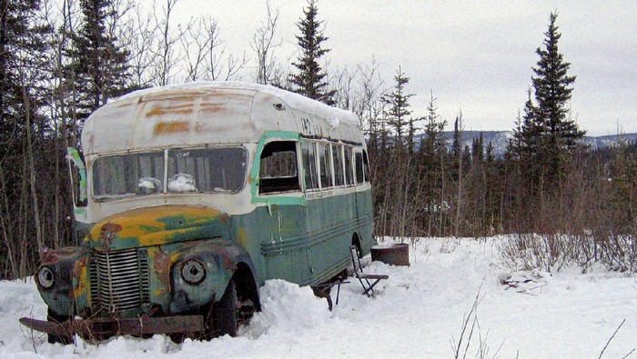 Bus di Film Into The Wild Dipindahkan