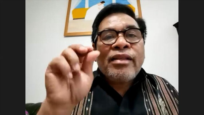 Dubes RI untuk RRC Djauhari Oratmangun