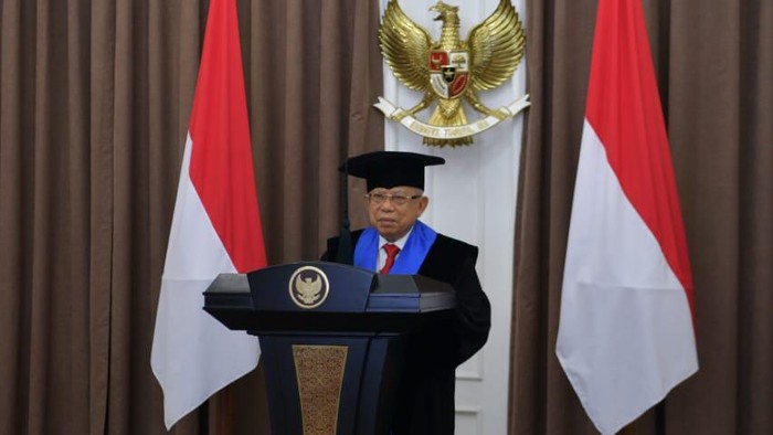 Maruf Amin saat memberikan orasi ilmiah untuk Universitas Muslim Indoneisa