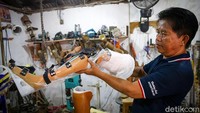Diketahui, Selama kurun waktu 15 tahun belakangan ini, Sanggar Organ Prosthetic telah membuat sekitar 5.000 kaki palsu yang telah didistribusikan keseluruh kota di Indonesia.