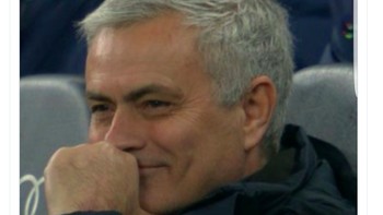 Jose Mourinho digamarkan heran karena pengguna iPhone kegirangan dengan fitur di iOS 14. Foto: istimewa