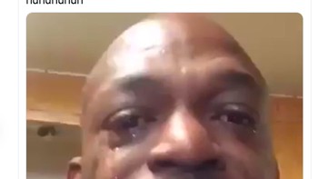 Mereka sedih karena iOS 14 tidak tersedia untuk iPhone 6. Padahal aku iPhone 6 saja tidak punya, Foto: istimewa