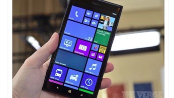 User lain menunjukkan persamaan tampilan iOS 14 dengan Windows Phone. Foto: istimewa