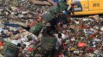 Mereka yang Mengais Rezeki dari Tempat Pembuangan Sampah