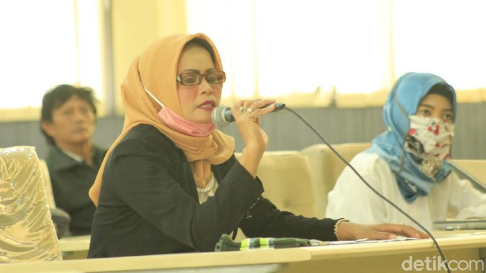 Ortu Siswa Audiensi dengan Disdik Jabar