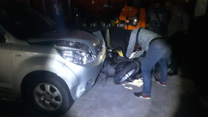 Pemobil tabrak SPBU milik Wakil Walkot Solo di Jalan Bhayangkara, Solo, Senin (22/6/2020).