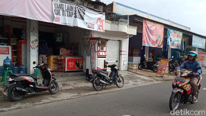 Pom mini tempat beraksi pemotor di Klaten yang viral membeli BBM tanpa membayar, Selasa (23/6/2020).