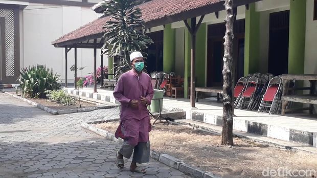 Rekor Terlama, Pasien Corona Klaster Gowa Ini 12 Kali Tes Hasilnya Positif Rekor Terlama, Pasien Corona Klaster Gowa Ini 12 Kali Tes Hasilnya Positif