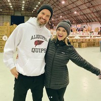 Reese Witherspoon menikah dengan Jim Toth, yang sebelumnya bekerja di sebuah agensi, untuk mempromosikan berbagai proyeknya. Keduanya menikah pada 2011 dan punya seorang putra. Foto: Instagram