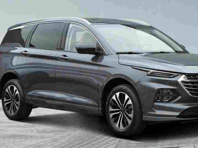 Tak Jauh Beda dengan Sketsa, Ini Wujud Nyata Wuling Victory