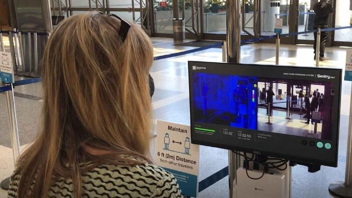 Bandara Internasional LA pasang kamera thermal