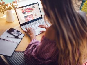 Kiat Moncer Bisnis Jualan Online Saat Pandemi Corona