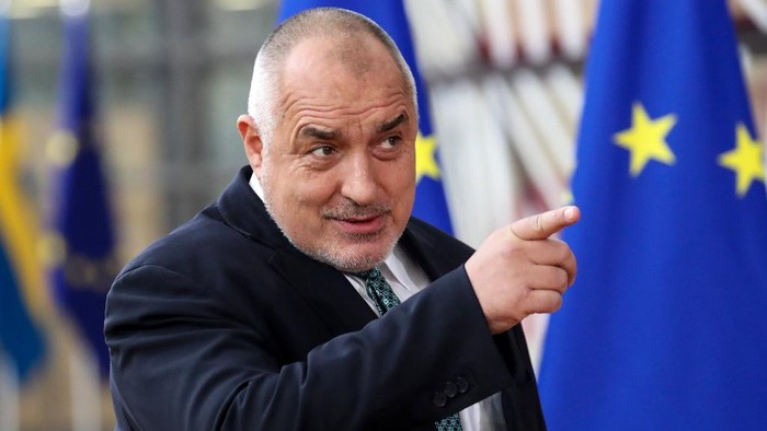 Bulgarias Prime Minister Boyko Borissov gestures as he arrives for the second day of a special European Council summit in Brussels on February 21, 2020, held to discuss the next long-term budget of the European Union (EU). (Photo by Aris Oikonomou / AFP)