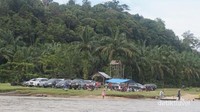 Desa Gema di kecamatan Kampar Kiri Hulu, kabupaten Kampar, Provinsi Riau sebenarnya bukanlah desa tujuan wisata. Namun setiap liburan desa itu ramai dikunjungi para pelancong yang berasal dari berbagai tempat di Propinsi Riau bahkan dari Sumatra Barat.