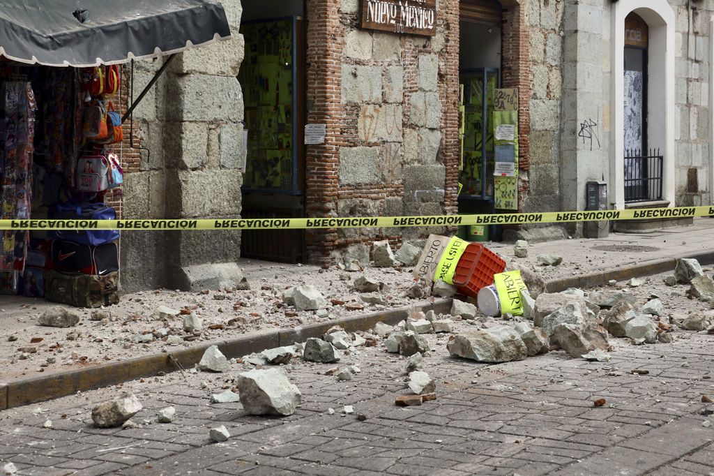 Gempa Meksiko. AP/Marco Ugarte Gempa Meksiko. AP/Marco Ugarte