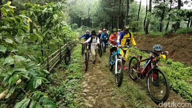 Jalur Sepeda di Ciamis