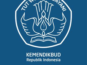 Walkot Pariaman Tolak Terapkan SKB 3 Menteri, Kemendikbud Ingatkan Sanksi