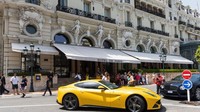 Monako juga menjadi rumah dari Hotel de Paris yang bergengsi, di mana cukup populer saat event Grand Prix tiba. Semalam di sana dapat menghabiskan sekitar 35 ribu Poundsterling atau sekitar Rp 619 juta (Getty Images)