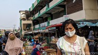 Kepala Dinas Perindustrian dan Perdagangan Kota Tangerang Selatan Maya Mardiana mengatakan, rencananya para pedagang akan direlokasi ke pertokoan yang masih kosong di Plaza Ciputat.