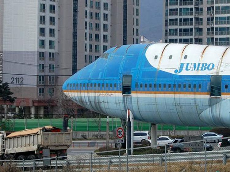 Mangkrak! Restoran Pesawat di Korea Selatan Ini Punya Sejarah Menarik