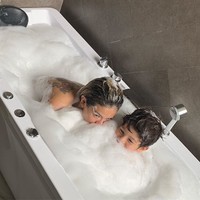 Nikita Mirzani membangun rumah tiga lantai dan menghabiskan biaya hingga miliaran rupiah. Dia mengungkapkan total uang yang dikeluarkan untuk rumahnya mencapai Rp 10 miliar. Foto: Instagram/@nikitamirzanimawardi_17