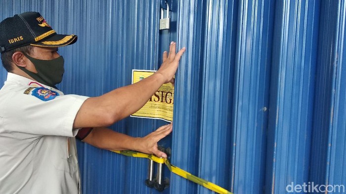 Satpol pp segel tempat spa di bandung