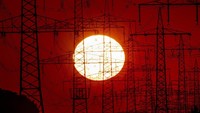 Walaupun dunia dilanda pandemi Corona, sunset tetap tidak kehilangan pesonanya.