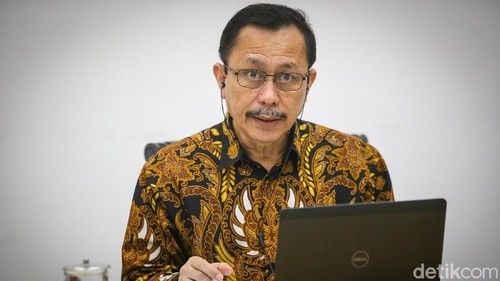 Ketua Komnas HAM Ahmad Taufan Damanik bersama para anggota meninjau terkait tugas TNI dalam mengatasi aksi terorisme.