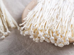 Jamur Enoki Disebut Picu Wabah Listeria, Penyakit Apa Itu?