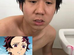 Kocak! Gaya Keramas Seniman Ini Tiru Gaya Rambut Anime