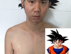 Kocak! Gaya Keramas Seniman Ini Tiru Gaya Rambut Anime
