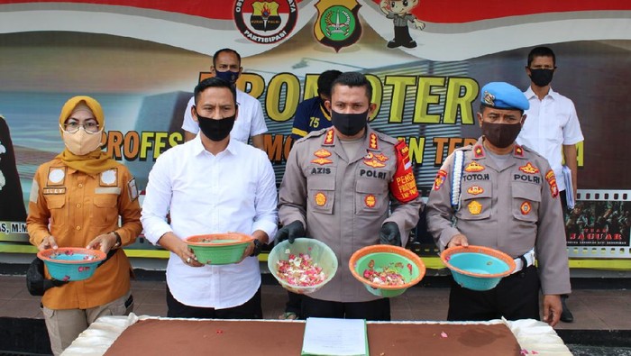 Dukun Cabul Modus Mandi Kembang di Depok Beroperasi Selama 1,5 Tahun