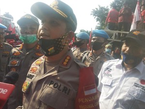 PDIP Jaktim Minta Pembakar Bendera Diusut, Polisi: Akan Disampaikan ke Pimpinan
