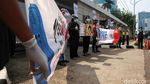 Pakai Face Shield, Aktivis Lingkungan Demo Kedubes Korsel