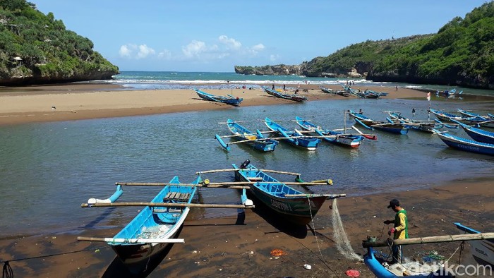 Pantai Baron Gunungkidul