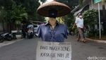 RW 06 Pondok Kopi Masih Lockdown