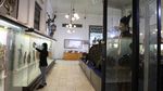 Foto: Bersih-bersih Museum Radya Pustaka Sambut New Normal