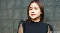 Wanita yang memiliki nama lengkap Bianca Jodie Maurinne itu mengubah namanya menjadi Brisia Jodie Maurinne. Pool/Palevi S/detikFoto.