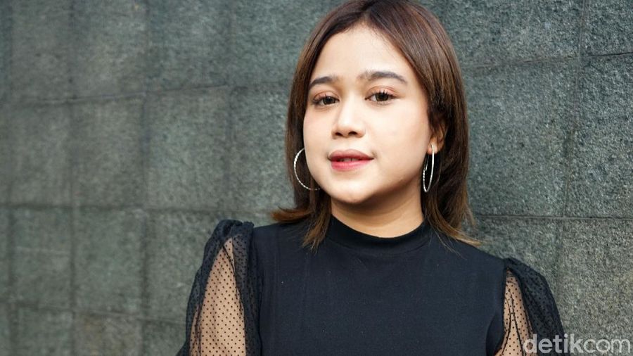 brisia jodie sempat ganti nama dulu malas kini hoki brisia jodie sempat ganti nama dulu malas kini hoki