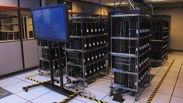 Condor Cluster, komputer super milik USAF yang dibuat dari 1760 PS3.