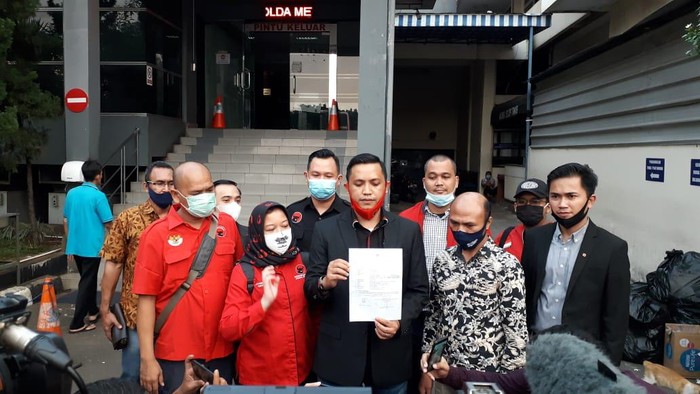 DPD PDIP Jakarta Laporkan Aksi Pembakaran Bendera Partai